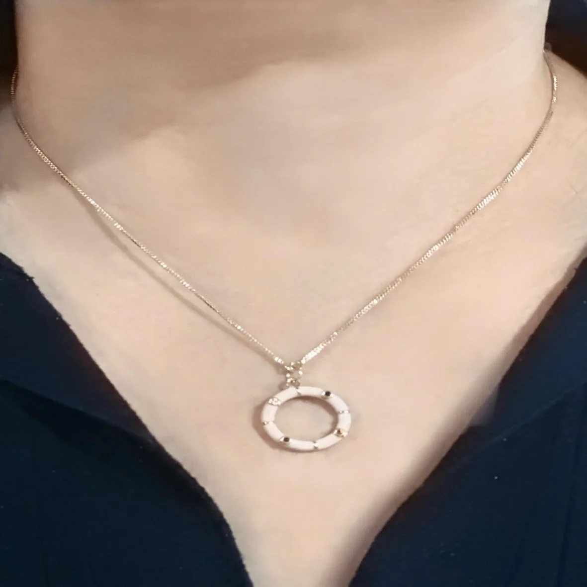COLLIER ROND FEMME Doré inoxydable – Image 2